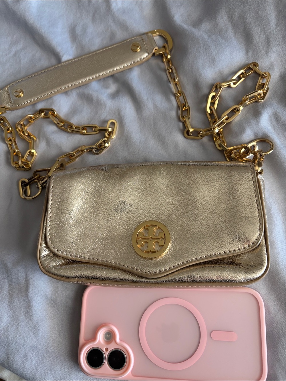 Tory Burch Metallic Crossbody bag with chain. - Picture 10 of 10